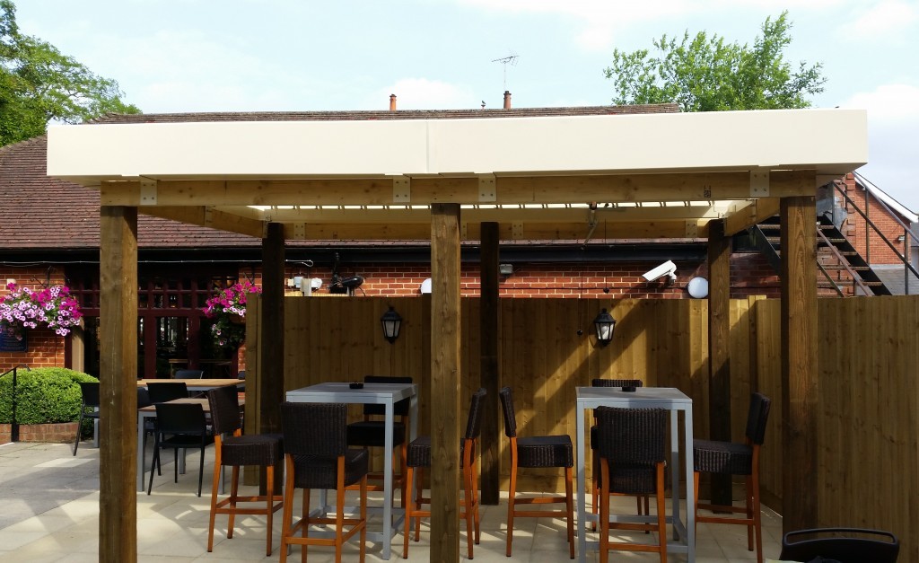 21a Pubrestaurant, Fleet, Hampshire - Outdoor commercial drinking and dining area